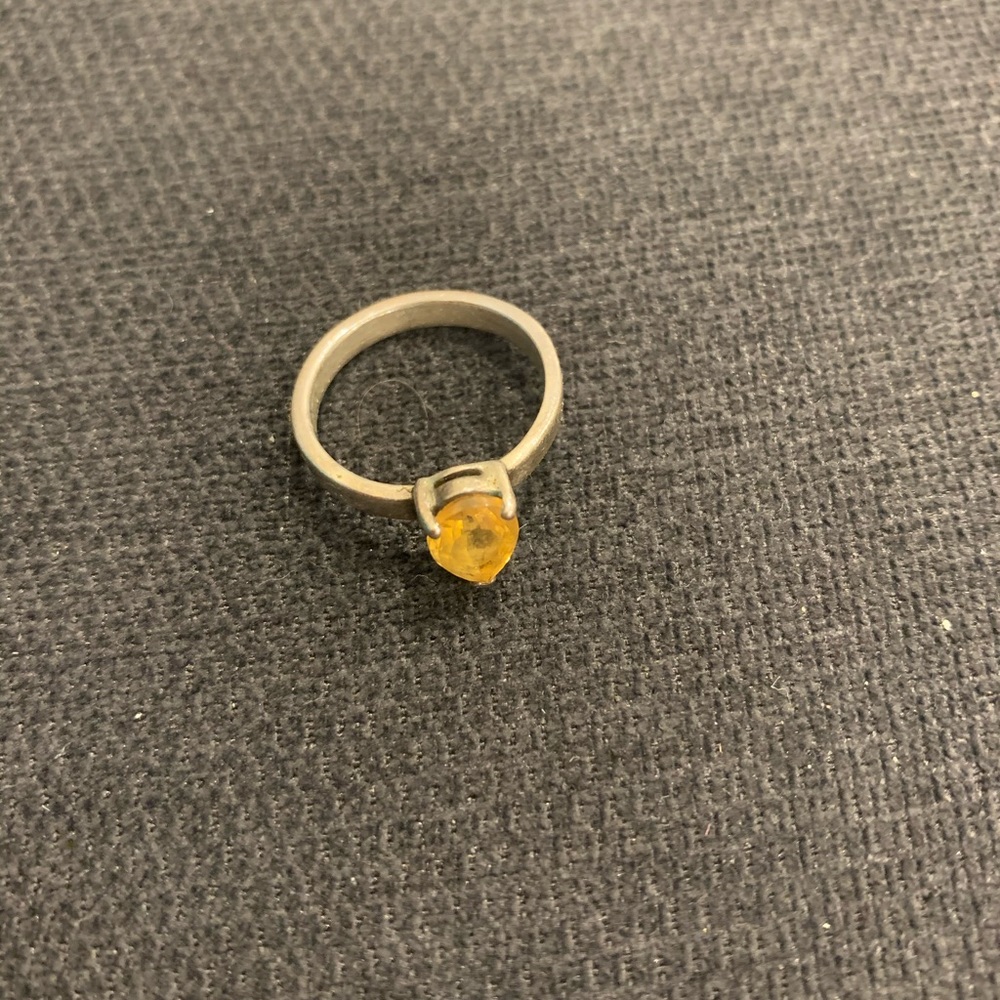 November birthstone ring